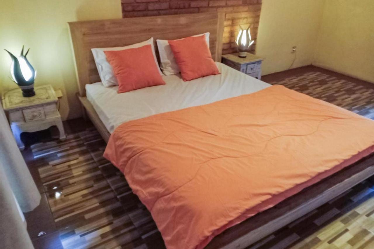 Pranajaya Villa Теджакула Экстерьер фото