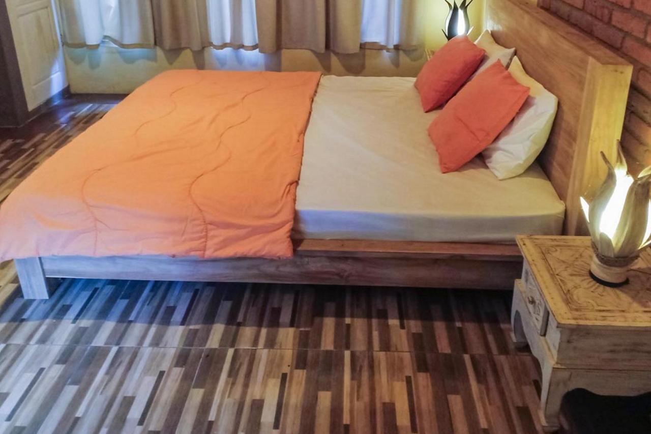 Pranajaya Villa Теджакула Экстерьер фото